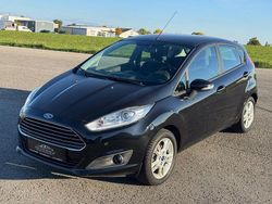 Schwarz Gebraucht 2015 Ford Fiesta Trend Kleinwagen | 6.390 € (Fairer Preis)