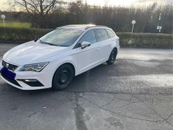 Weiß Gebraucht 2019 Seat Leon FR Limousine | 15.900 € (Fairer Preis)