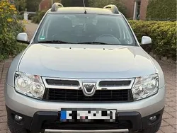 Silber Gebraucht 2013 Dacia Duster Prestige SUV | 5.990 € (Guter Preis)
