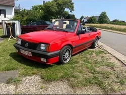 Rot Gebraucht 1983 Opel Ascona Cabrio | 7.900 €