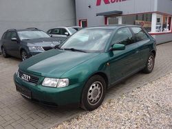 Grün Gebraucht 1999 Audi A3 Attraction Limousine | 789 € (Superpreis)