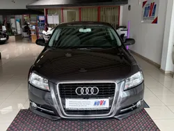Grau Gebraucht 2011 Audi A3 Sportback Ambition Limousine | 9.990 € (Fairer Preis)
