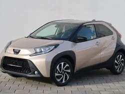 Schwarz Neu 2024 Toyota Aygo Team Kleinwagen | 16.990 €