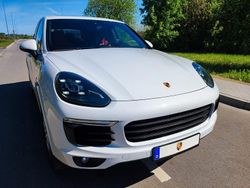 Weiß Gebraucht 2017 Porsche Cayenne S E-Hybrid Platinum Edition SUV | 26.500 € (Guter Preis)