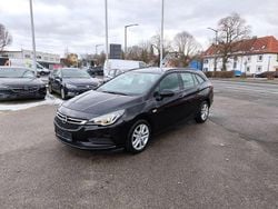 Onyx schwarz Gebraucht 2017 Opel Astra Business Kombi | 8.900 € (Fairer Preis)