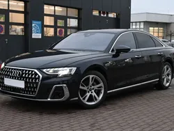 Blau Gebraucht 2023 Audi A8 Ambiente Limousine | 99.500 €
