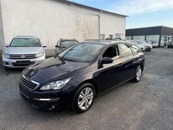 Blau Gebraucht 2016 Peugeot 308 SW Business-Line Kombi | 5.999 € (Etwas zu teuer)