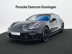 Grau Gebraucht 2024 Porsche Panamera 4 Platinum Edition Limousine | 111.000 €