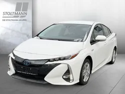 Weiß Gebraucht 2020 Toyota Prius Plug-in Hybrid Comfort Kleinwagen | 23.888 € (Fairer Preis)
