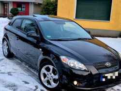 Schwarz Gebraucht 2009 Kia Ceed Kleinwagen | 2.650 € (Guter Preis)