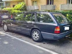 Grau Gebraucht 1990 Mercedes 300 Sportline Kombi | 16.900 €