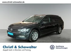 Deep black perleffekt Gebraucht 2022 VW Passat Kombi | 22.448 € (Fairer Preis)