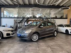 Grau Gebraucht 2008 Mercedes B180 Edition Van / Kleinbus | 3.499 € (Fairer Preis)