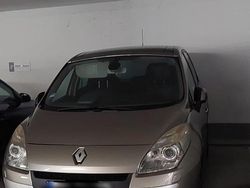 Beige Gebraucht 2010 Renault Mégane III Van / Kleinbus | 4.600 €