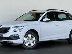 Weiss / moonweiss Neu 2025 Skoda Kamiq Drive SUV | 25.470 € (Guter Preis)