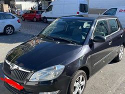 Schwarz Gebraucht 2014 Skoda Fabia Ambition Kleinwagen | 4.400 € (Guter Preis)