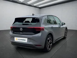 Grau Gebraucht 2021 VW ID.3 Pro Kleinwagen | 21.949 € (Guter Preis)