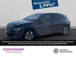 Grau Gebraucht 2024 VW Golf VIII Move Limousine | 29.790 € (Fairer Preis)