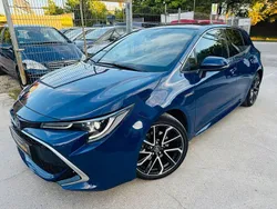 Blau Gebraucht 2019 Toyota Corolla Hybrid Lounge Limousine | 20.000 €