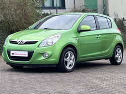 Grün Gebraucht 2009 Hyundai i20 Classic Limousine | 3.400 € (Etwas zu teuer)