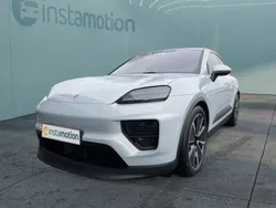 Grau Gebraucht 2025 Porsche Macan SUV | 109.990 € (Fairer Preis)