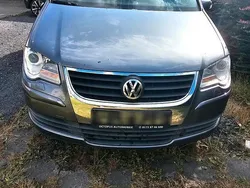 Grau Gebraucht 2007 VW Touran Van / Kleinbus | 3.599 € (Fairer Preis)
