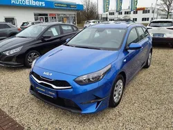 Blau Gebraucht 2023 Kia Ceed Sportswagon Silver Kombi | 19.990 € (Guter Preis)