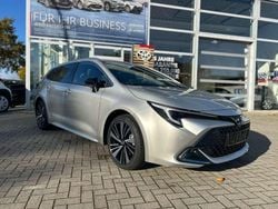 Silber Neu 2025 Toyota Corolla Kombi | 32.490 € (Superpreis)