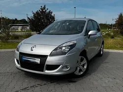 Silber Gebraucht 2010 Renault Scénic III Dynamique Van / Kleinbus | 4.150 € (Fairer Preis)