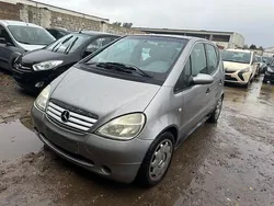 Silber Gebraucht 2001 Mercedes A160 Avantgarde Limousine | 500 € (Superpreis)