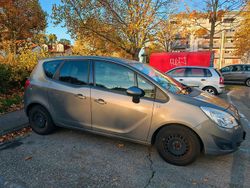 Braun Gebraucht 2011 Opel Meriva Van / Kleinbus | 2.849 € (Fairer Preis)