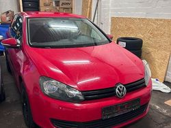 Rot Gebraucht 2009 VW Golf Trendline Limousine | 2.999 € (Superpreis)