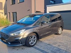 Grau Gebraucht 2020 Ford Galaxy Titanium Van / Kleinbus | 27.950 € (Etwas zu teuer)