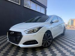 Weiß Gebraucht 2018 Hyundai i40 Premium Kombi | 13.800 € (Fairer Preis)