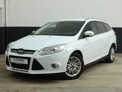 Weiß Gebraucht 2013 Ford Focus Titanium Kombi | 4.500 € (Superpreis)