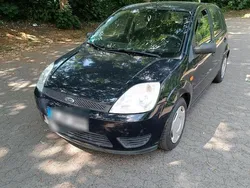 Blau Gebraucht 2005 Ford Fiesta Kleinwagen | 1.890 € (Guter Preis)