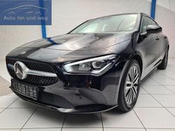 Nachtschwarz unilack Gebraucht 2022 Mercedes CLA200 Shooting Brake Kombi | 25.900 € (Fairer Preis)