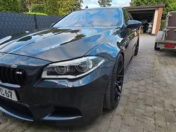 Grau Gebraucht 2015 BMW M5 Competition Edition Limousine | 40.999 € (Fairer Preis)