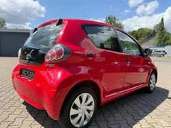 Rot Gebraucht 2012 Toyota Aygo Kleinwagen | 4.980 € (Fairer Preis)