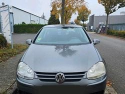 Grau Gebraucht 2004 VW Golf V Coupé | 1.400 € (Guter Preis)
