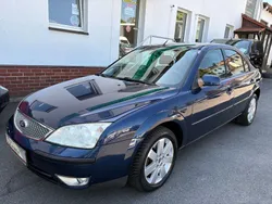 Blau Gebraucht 2004 Ford Mondeo Ghia Limousine | 1.990 € (Guter Preis)