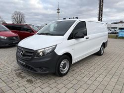 Arktikweiß Gebraucht 2022 Mercedes Vito Van / Kleinbus | 28.429 € (Fairer Preis)