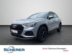Florettsilber metallic (metallic) Gebraucht 2024 Audi Q3 Ambiente SUV | 33.800 € (Guter Preis)
