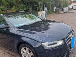 Blau Gebraucht 2014 Audi A4 Ambition Kombi | 8.700 € (Fairer Preis)
