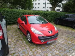 Rot Gebraucht 2007 Peugeot 207 CC Cabrio | 1.400 € (Fairer Preis)