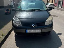 Schwarz Gebraucht 2006 Renault Mégane II Limousine | 1.500 €