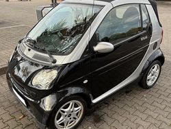 Schwarz Gebraucht 2002 Smart ForTwo Cabrio Passion Cabrio | 3.200 € (Etwas zu teuer)
