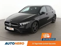 Schwarz Gebraucht 2021 Mercedes A180 AMG line Limousine | 25.340 € (Guter Preis)