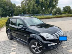 Schwarz Gebraucht 2016 Ssangyong Rexton Sapphire SUV | 13.800 €