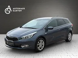 Blau Gebraucht 2014 Kia Ceed FIFA World Cup Edition Kombi | 9.950 € (Etwas zu teuer)